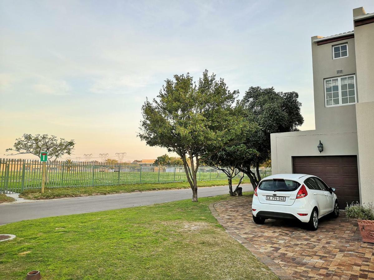 Lemon Tree Cottage Edgemead ภายนอก รูปภาพ